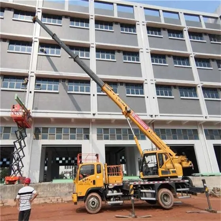 黑水高楼层玻璃吊装